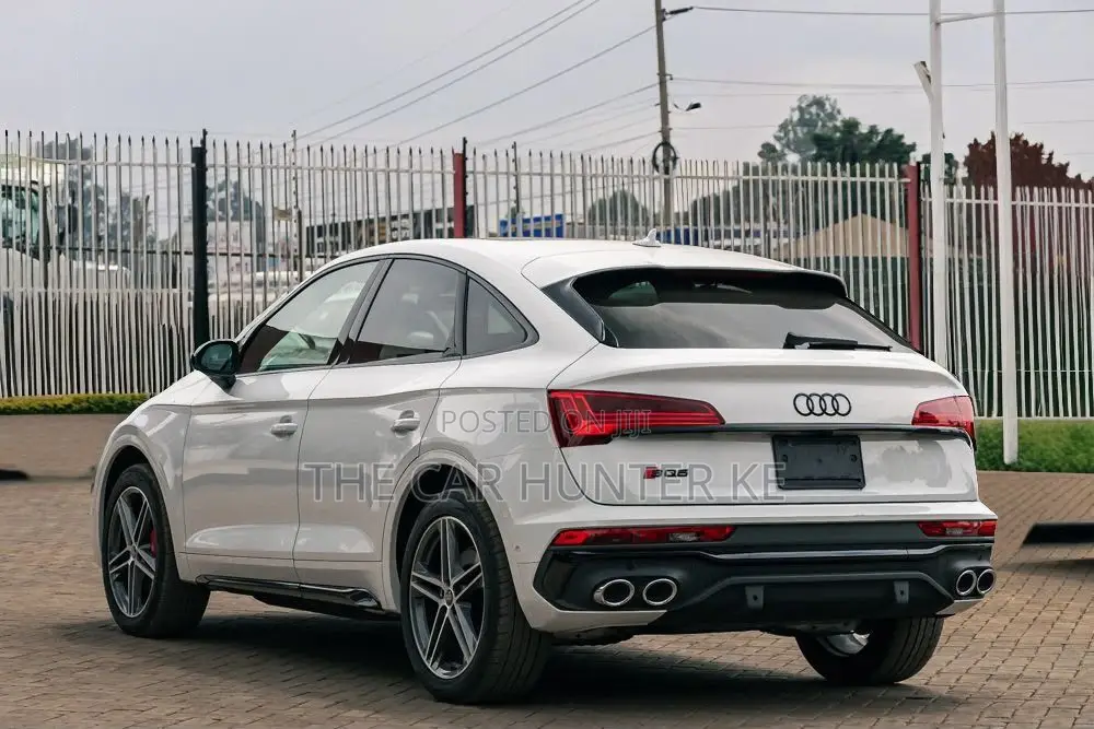 Audi SQ5 2022 White