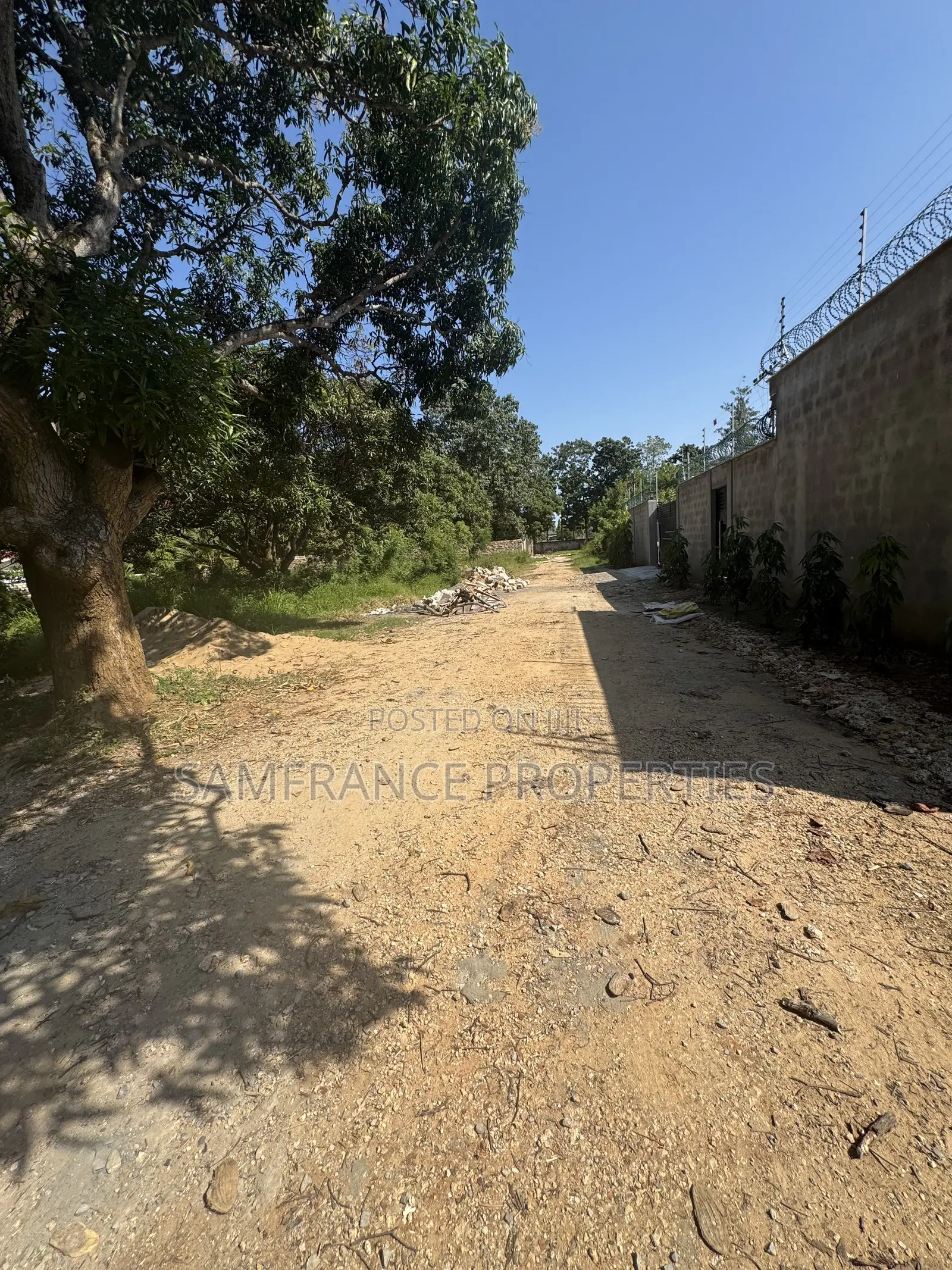 3 Plots Size 50by100 Kikambala Gated Estate
