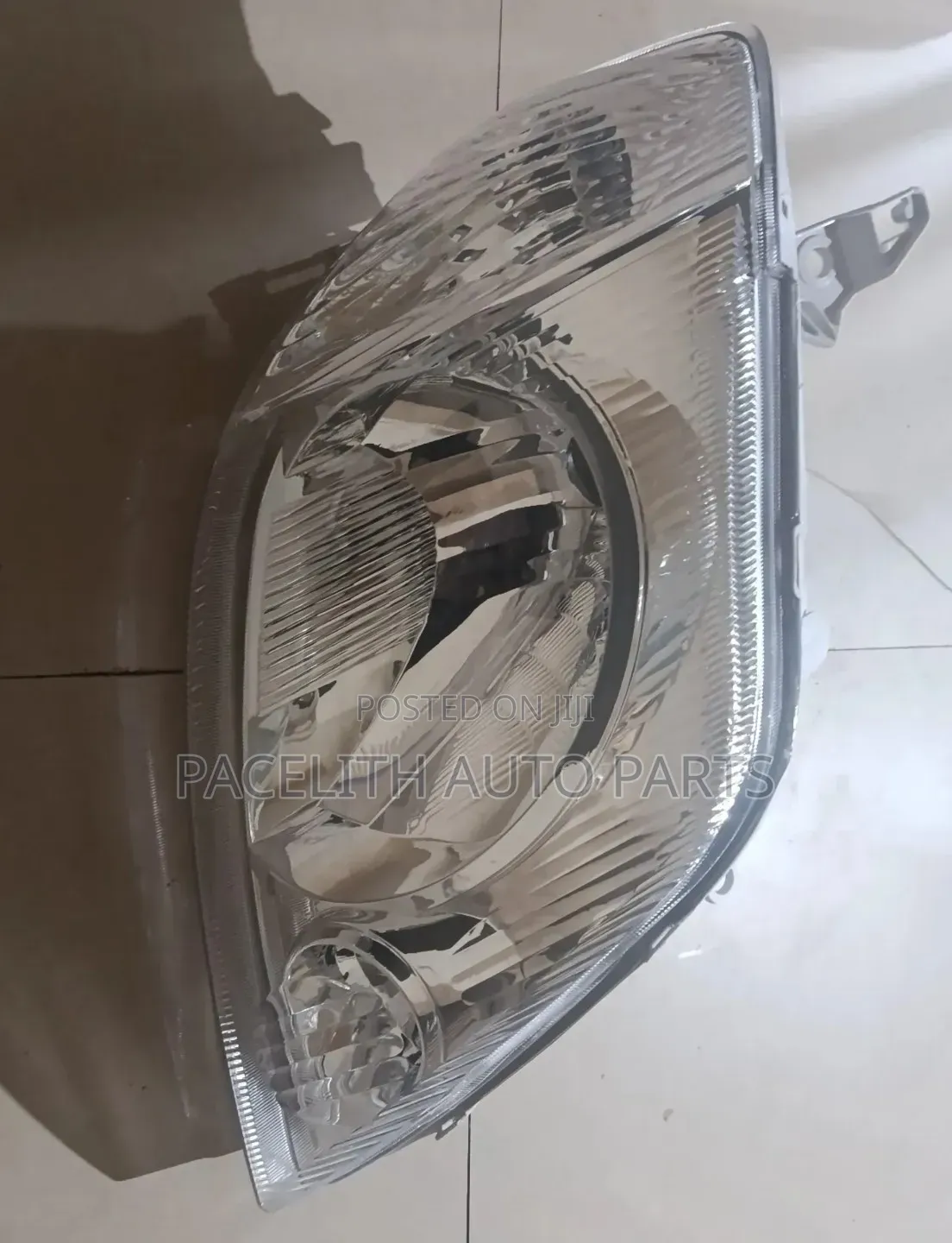 Head Lamp/ Head Light Nze 2001