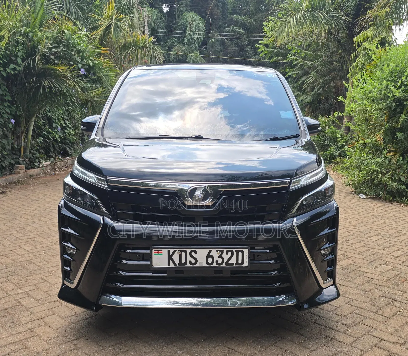 Toyota Voxy 2017 Black
