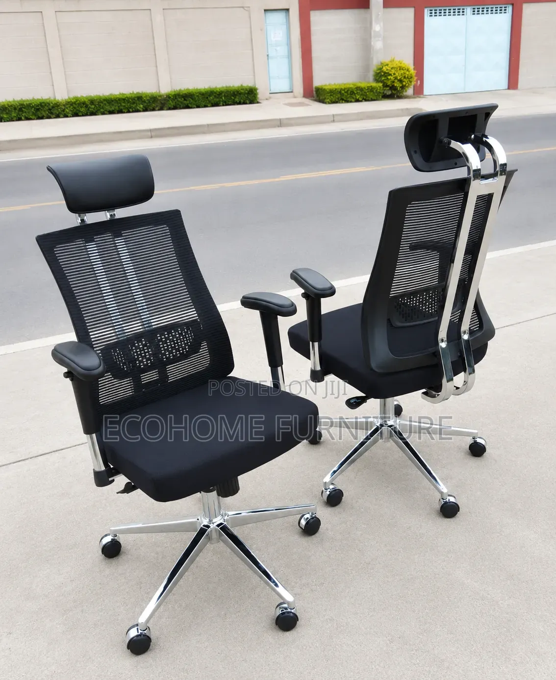 Executive Ergonomic High-Back Mesh Office Chair With Headrest
