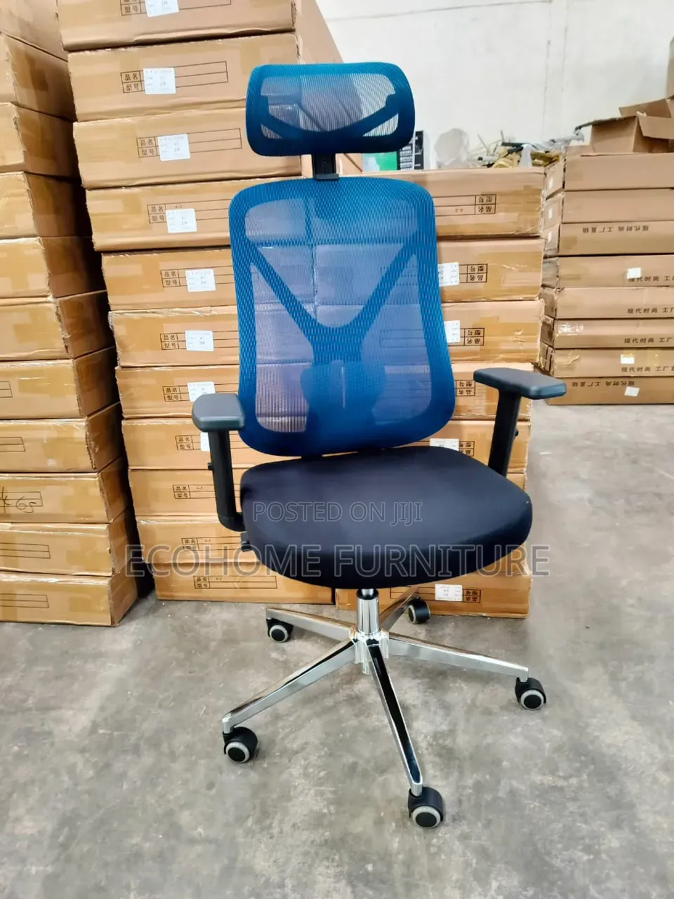 Premium Ergonomic High-Back Mesh Office Chair With Adjustable Headrest