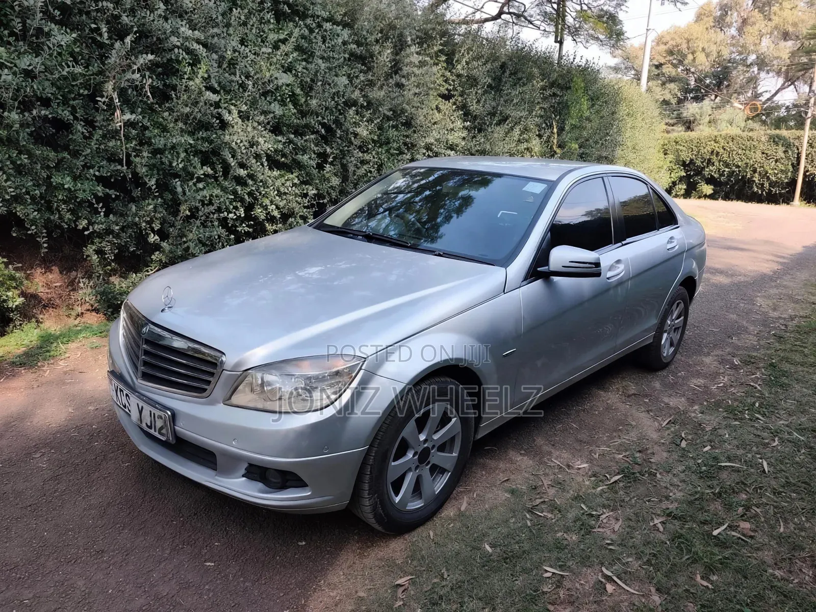 Mercedes-Benz C180 2011 Silver