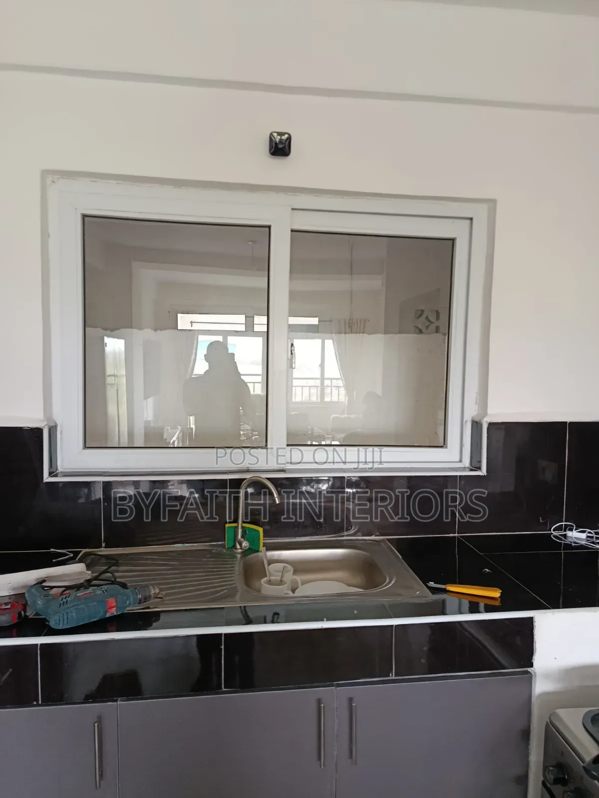 Well Fitting Blackout Zebra Kitchen Window Blinders