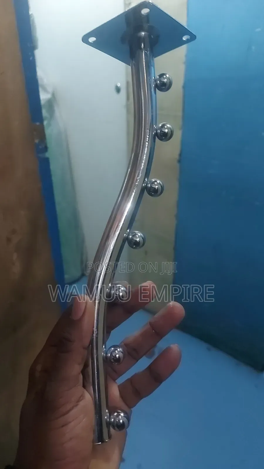 7-Ball Round Wall-Mounted