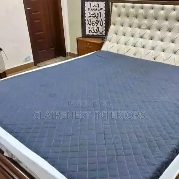 Grey and White Dry and Cozy Waterproof Mattress Protectors