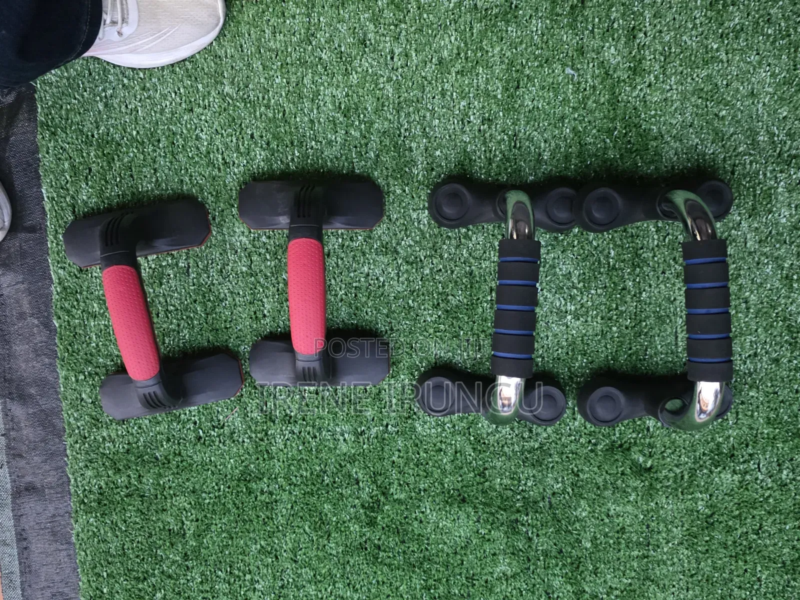 2 Pieces of Push Up Bars