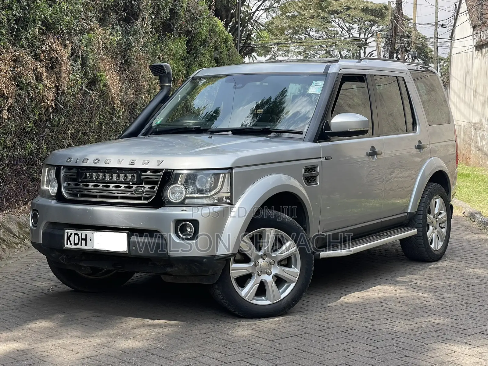 Land Rover Discovery 2015 Silver