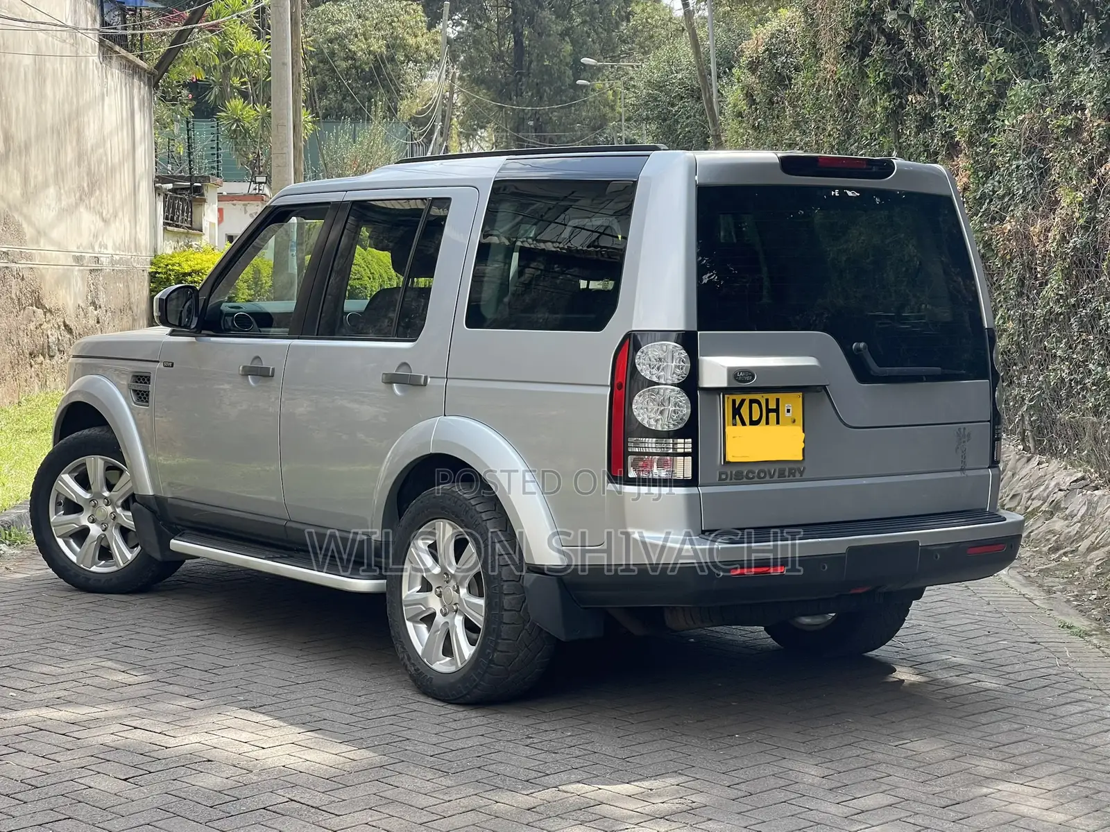 Land Rover Discovery 2015 Silver