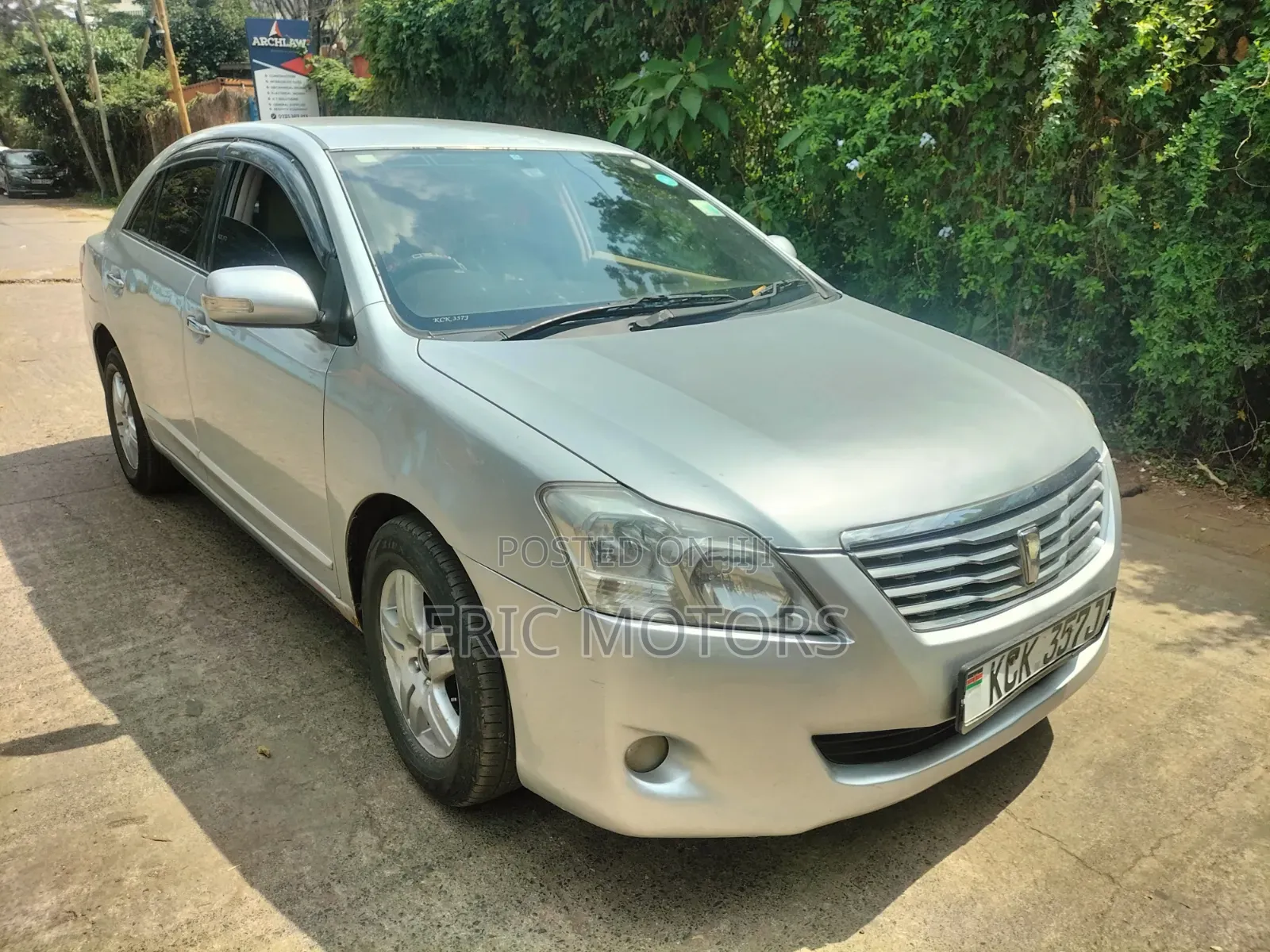 Toyota Premio 2010 Silver