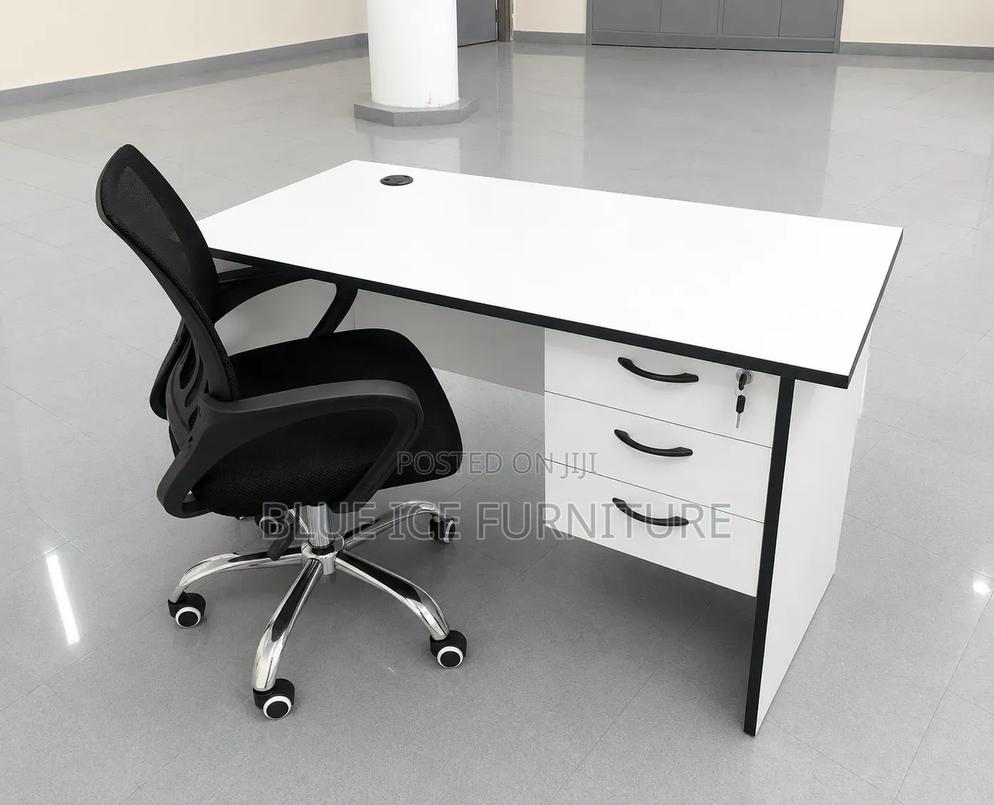 Modern Office Desk With 3 Lockable Drawer Ergonomic Mesh Ofgi Chair