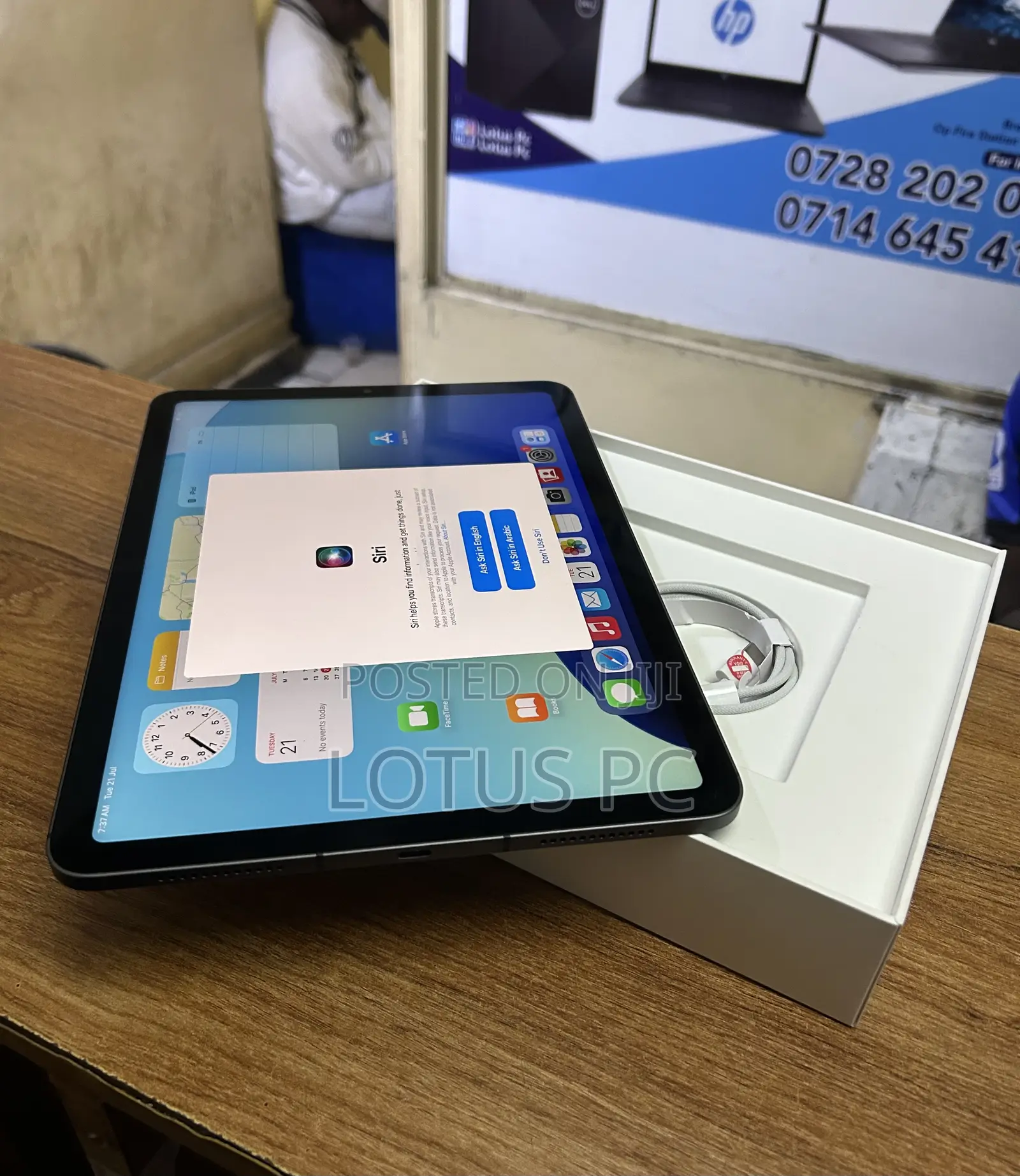 Apple iPad Air (2022) 64 GB Gray