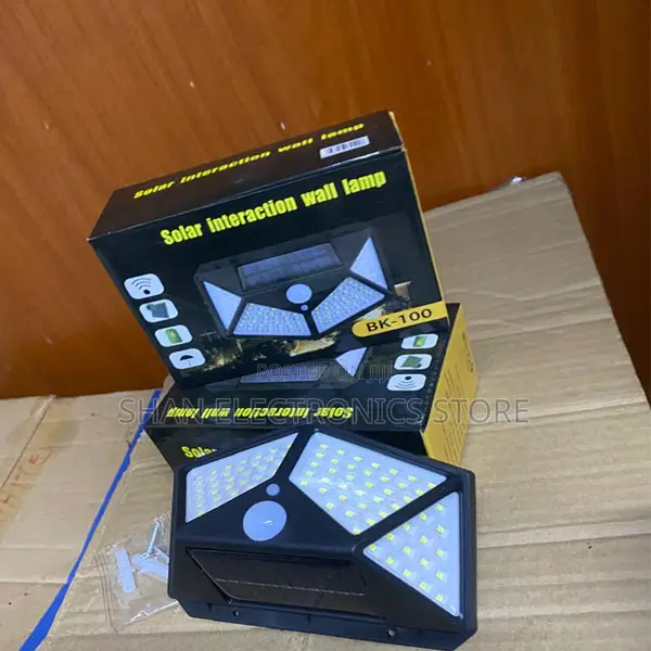 3 Intelligent Modes Waterproof IP65 and Heatproof 100LED Solar Powered