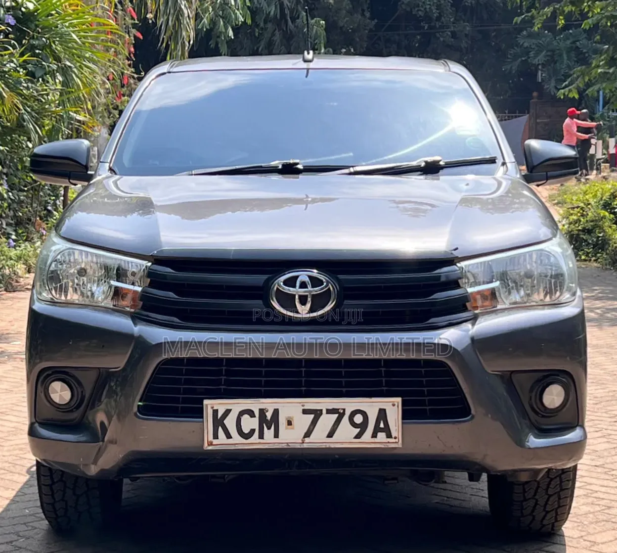 Toyota Hilux 2017 Gray