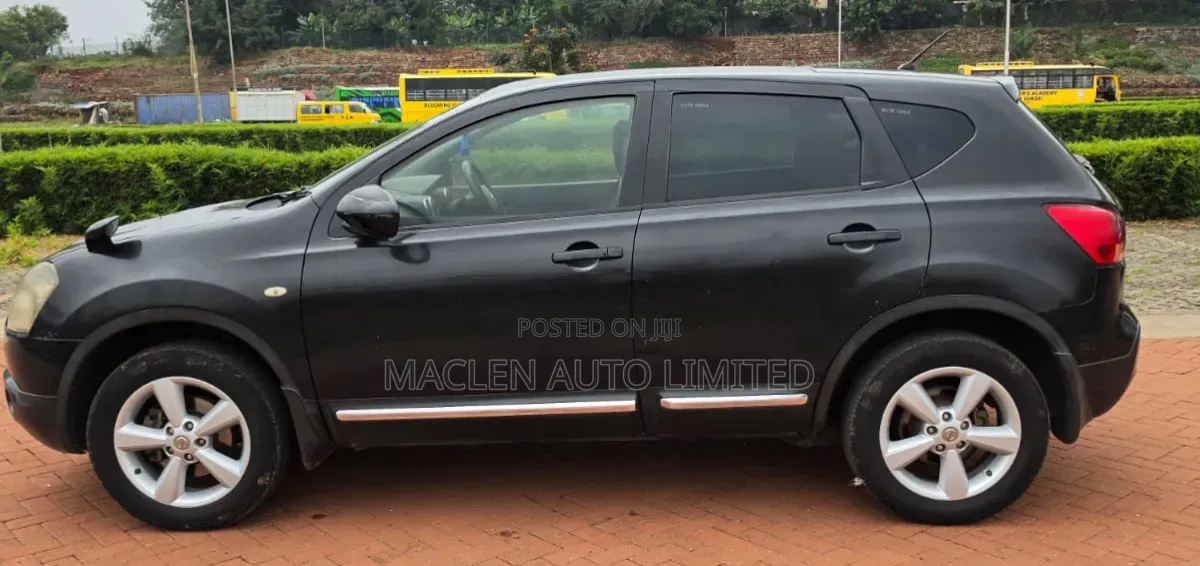 Nissan Dualis 2011 Black
