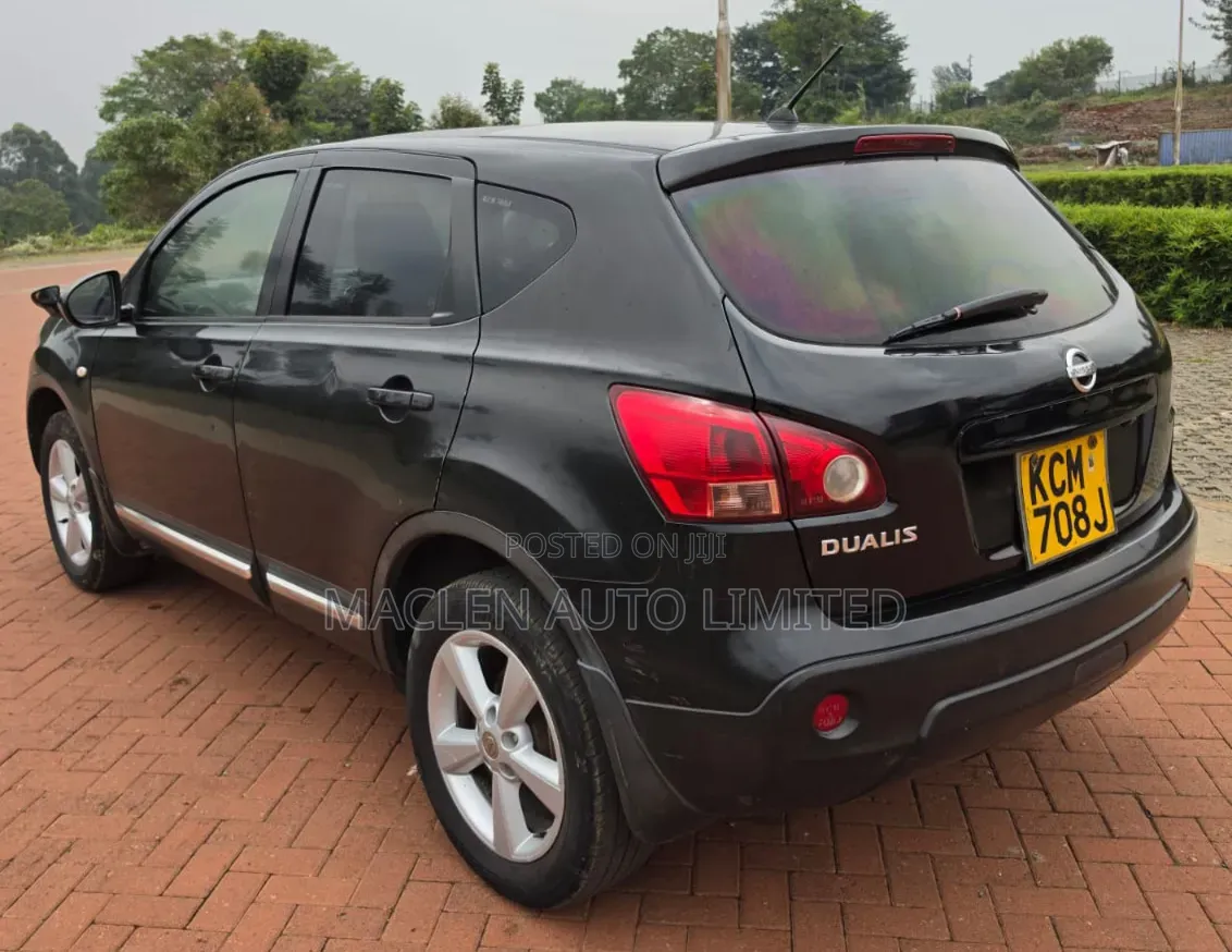 Nissan Dualis 2011 Black