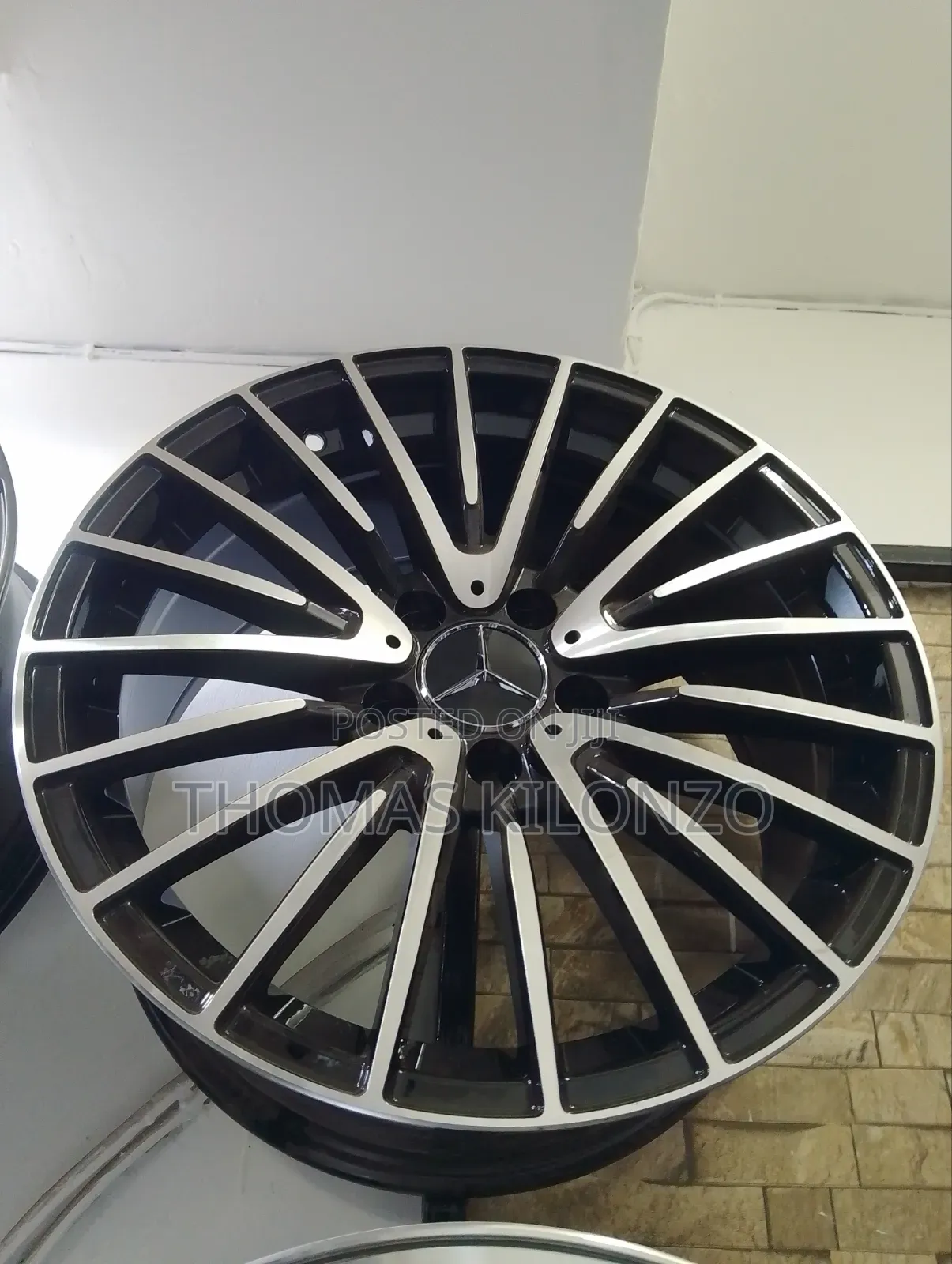 17 Inches Mercedes Benz 5/112