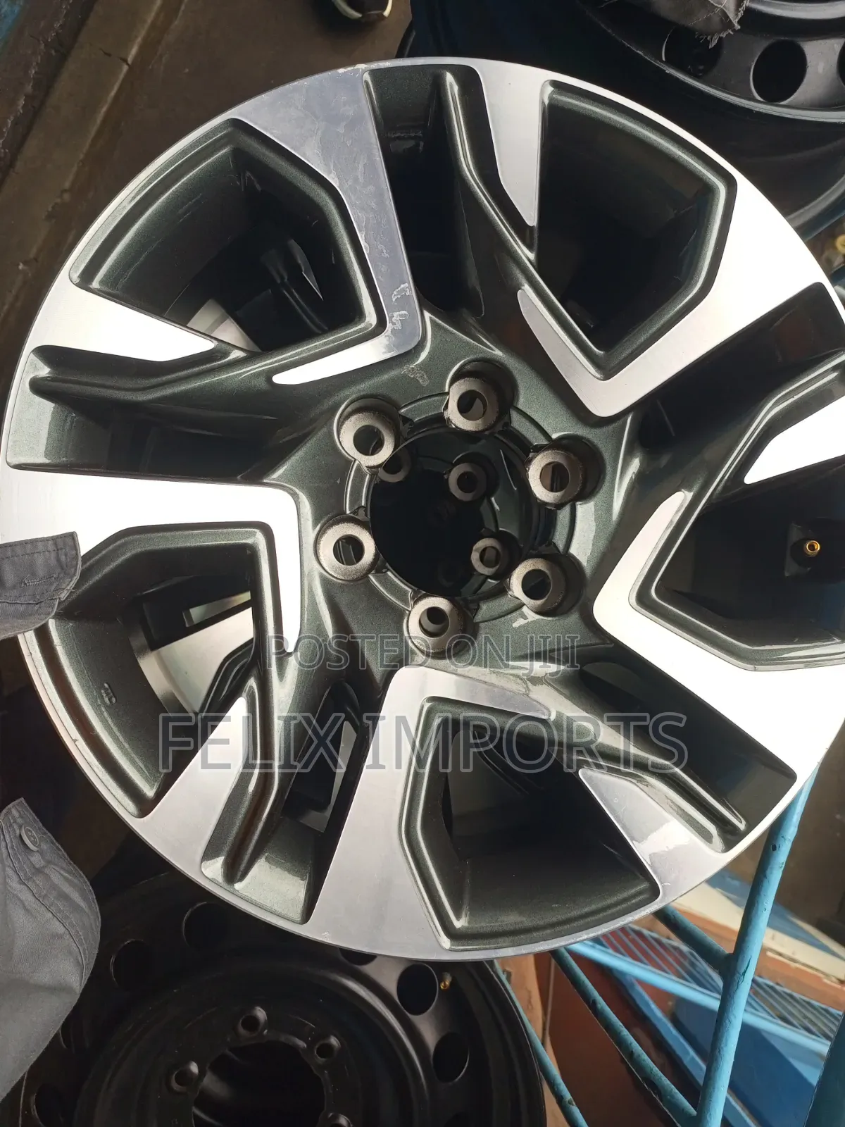 Rims Size 18 Fortuner