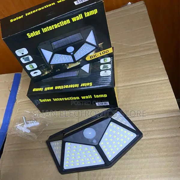 100 High-Powered LEDs Intelligent 100 LED Solar Motion Sensor Light