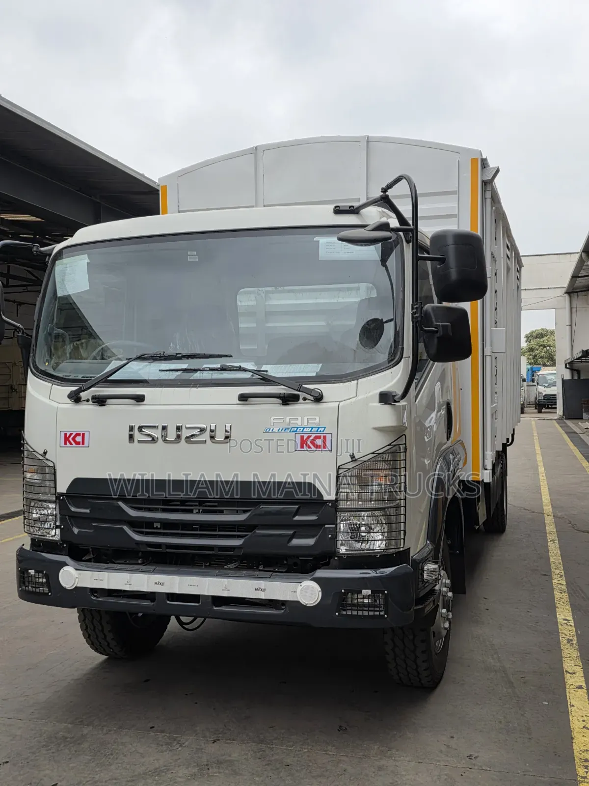 Isuzu FRR ( 12 Tonnes Lorry)