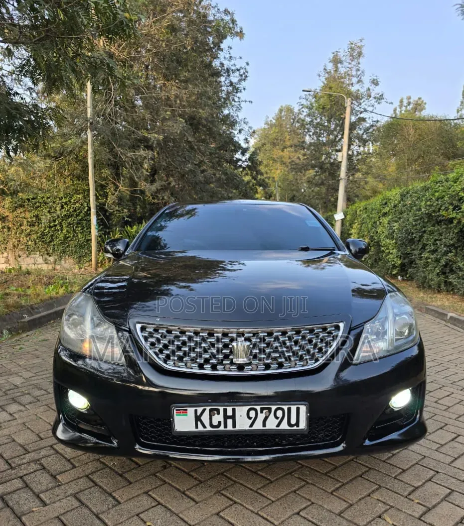 Toyota Crown 2009 Black