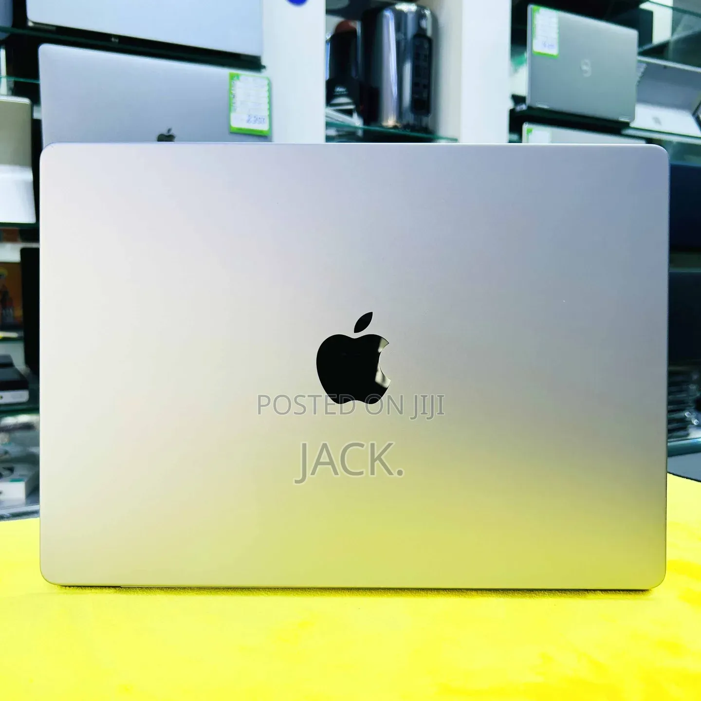 Laptop Apple MacBook Pro 2021 M1 Max 32GB Apple M1 Max SSD 1T