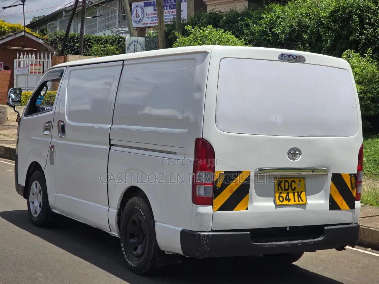 Toyota HiAce 2014 White