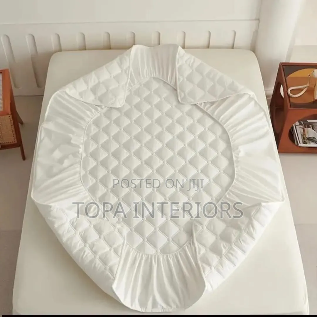 Elastic Skirt Fitted Waterproof Mattress Protectors 6x6