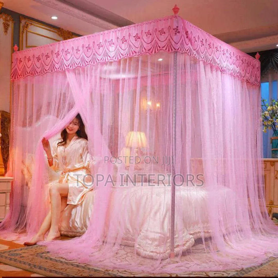 Hypoallergenic Four Stands Mosquito Net With Airy Lightweight Mesh