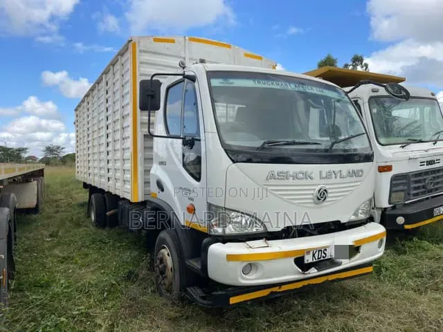 Ashok Leyland
Boss Series 1218 HB EV