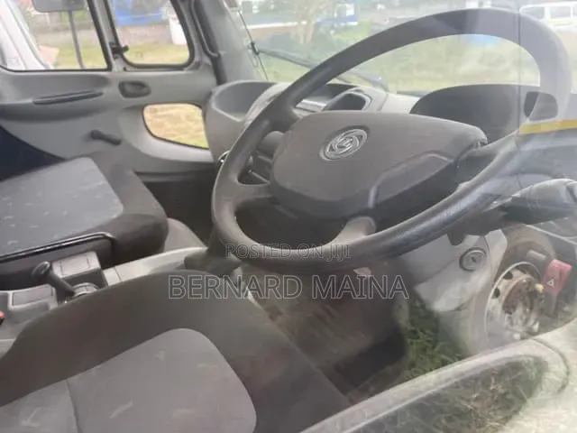 Ashok Leyland
Boss Series 1218 HB EV
