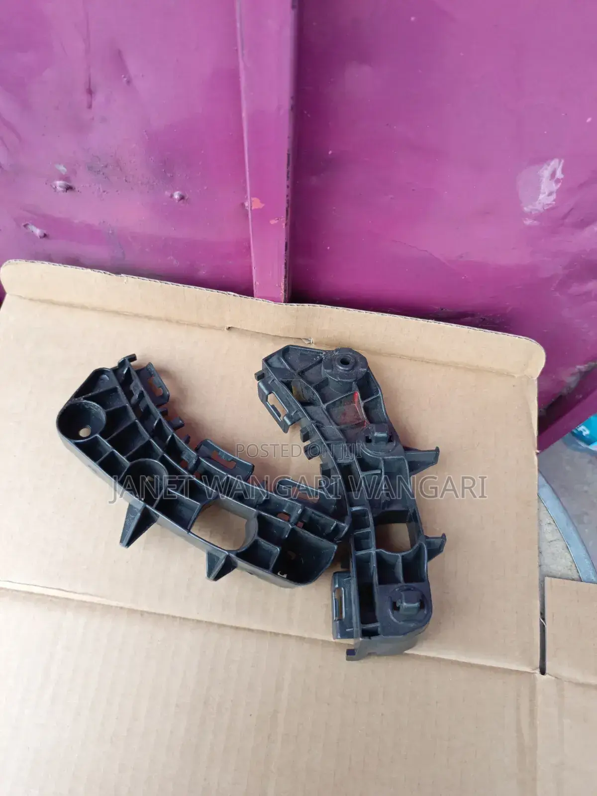 Front Bumper Bracket Crown 2014