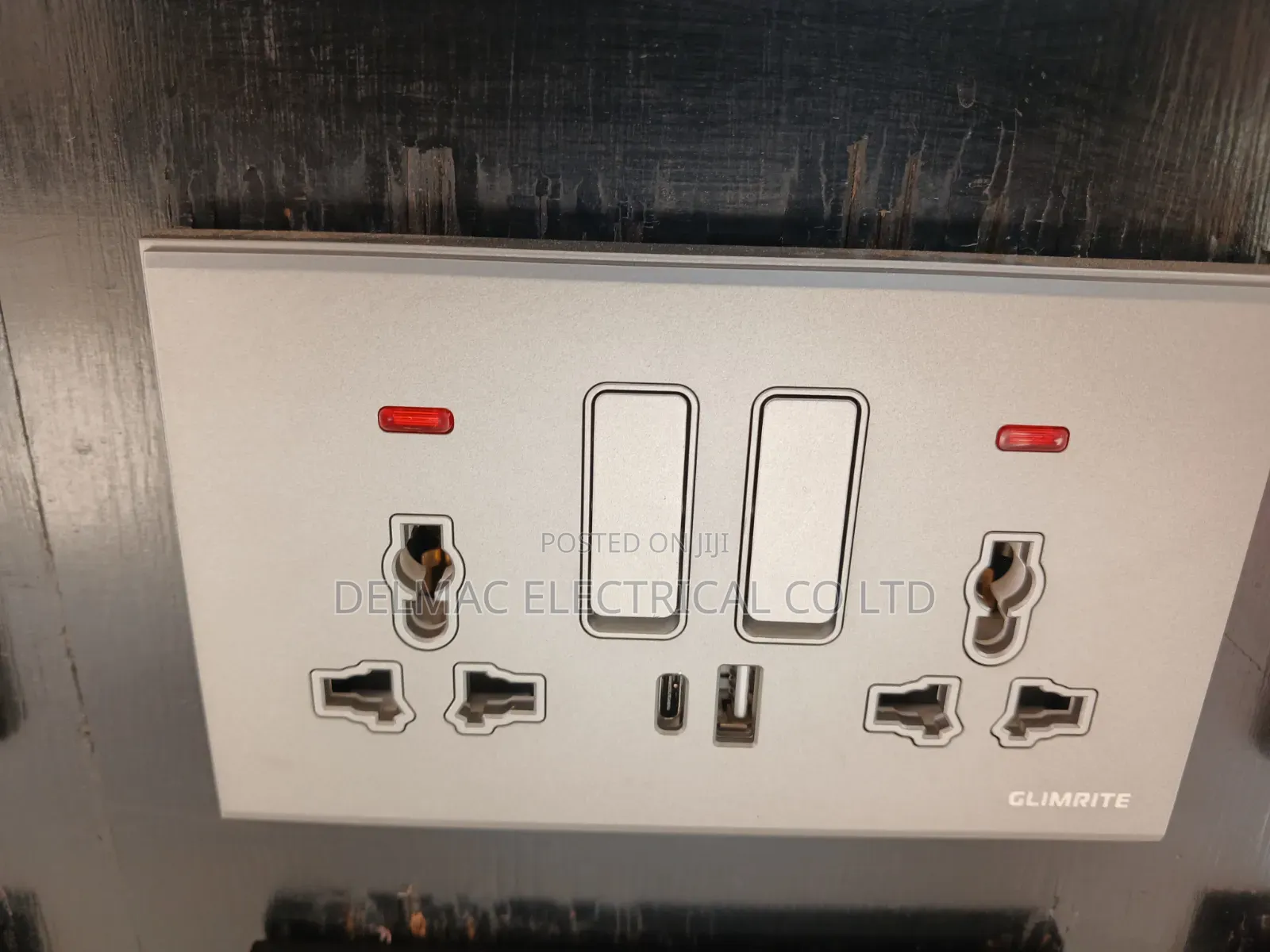 Twin Socket With USB and Type C Port