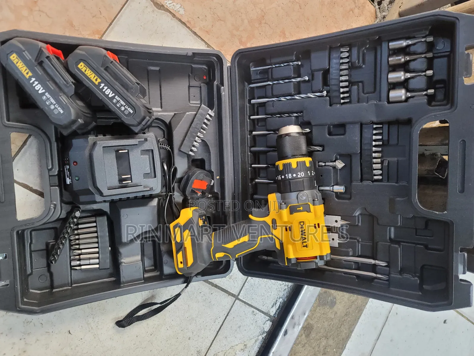 Dewalt Brushless Cordless Drill 118v/Brushless Cordless Drill 118v