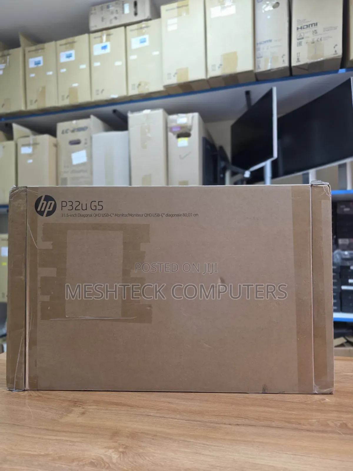 HP P32u G5 32-Inch Monitor