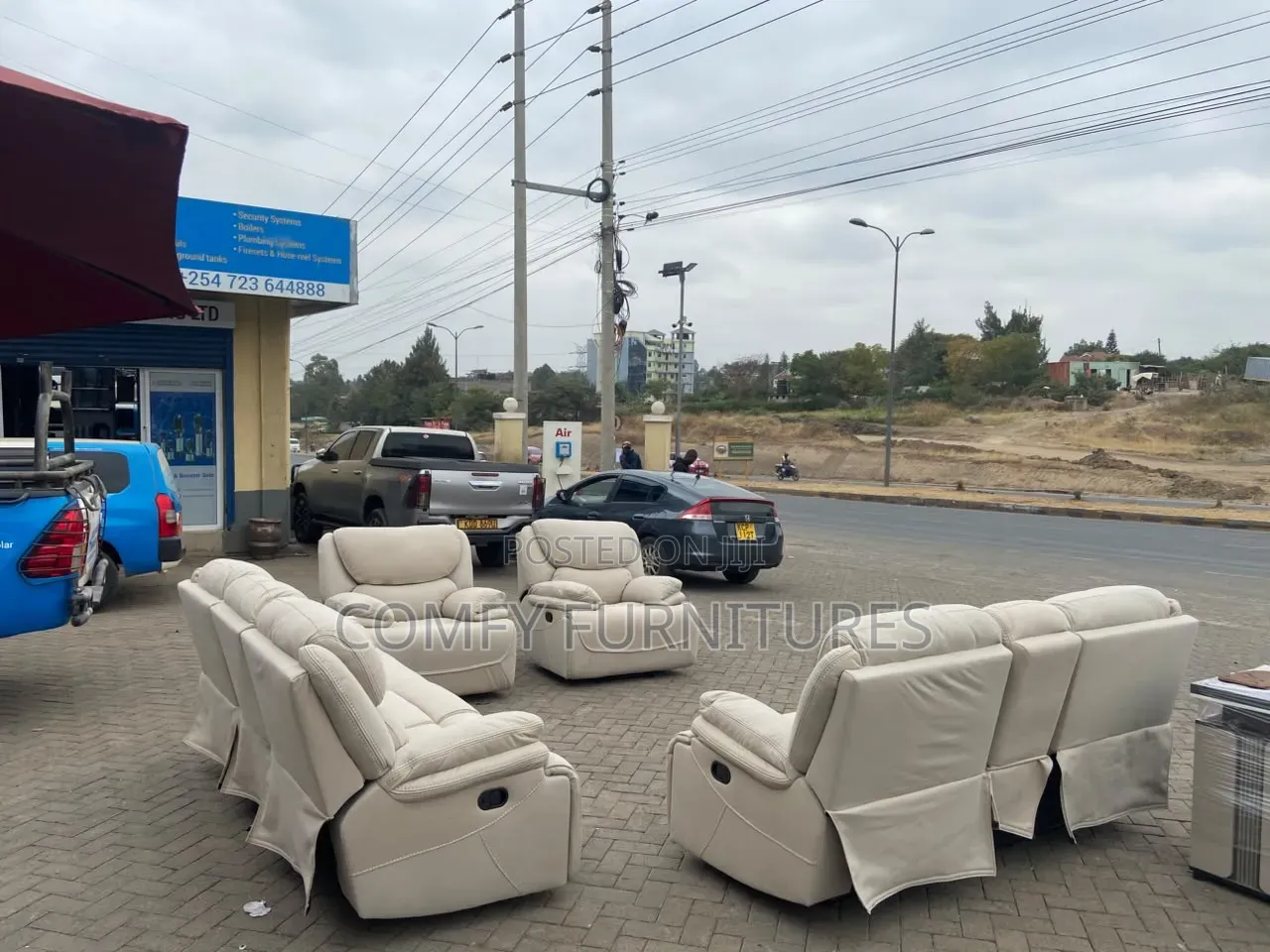 Luxury Cream Recliner