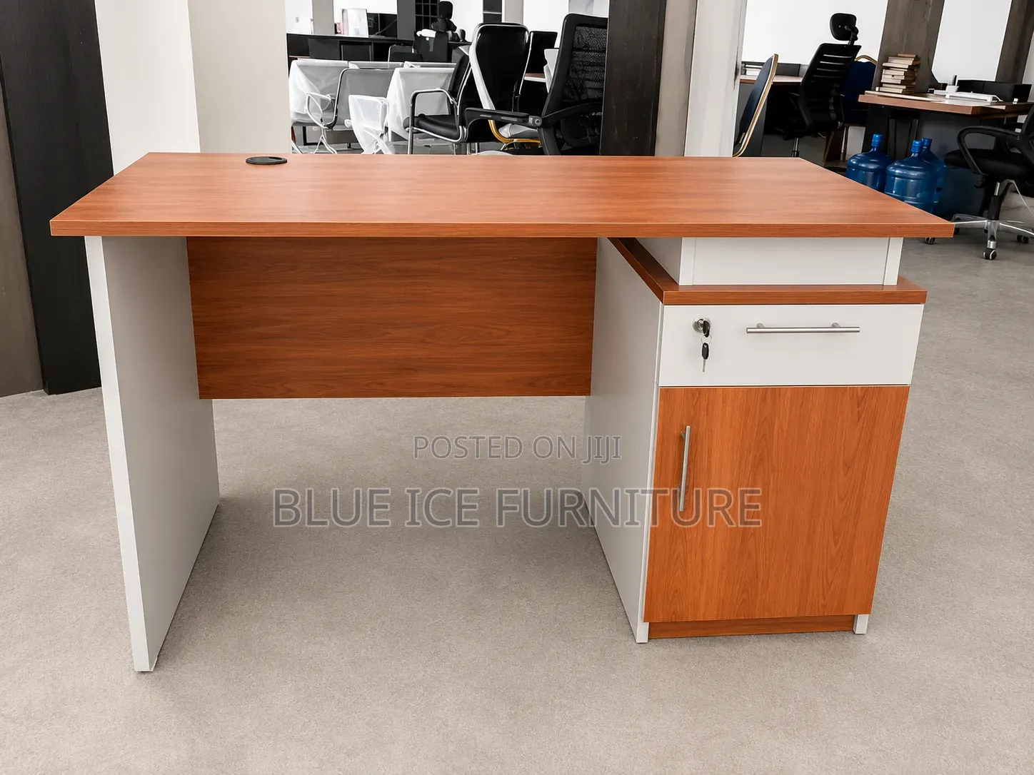 Executive Office Desk With Modern Lockable Cabinet