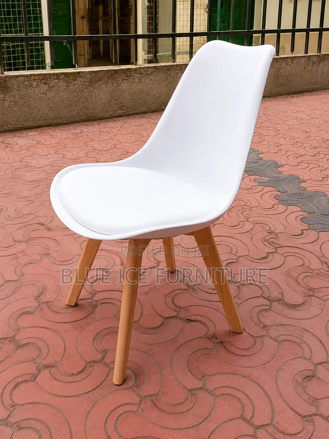Modern Eames White Padded Chair