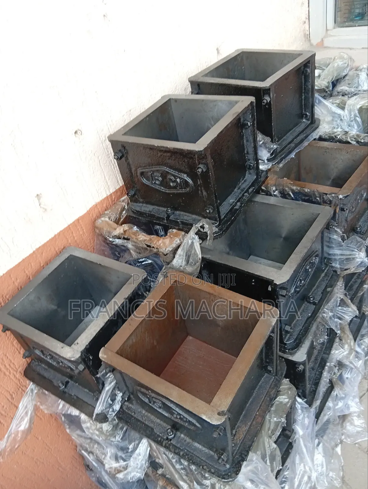 Imported Cube Moulds Cast Iron