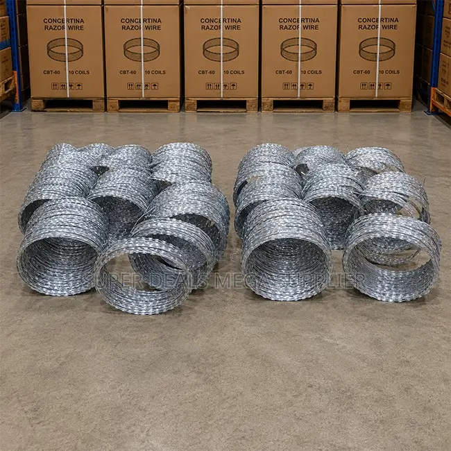 Weatherproof 100mm,200mm, 450mm 6m /8m/10m Length Barbed Razor Wire