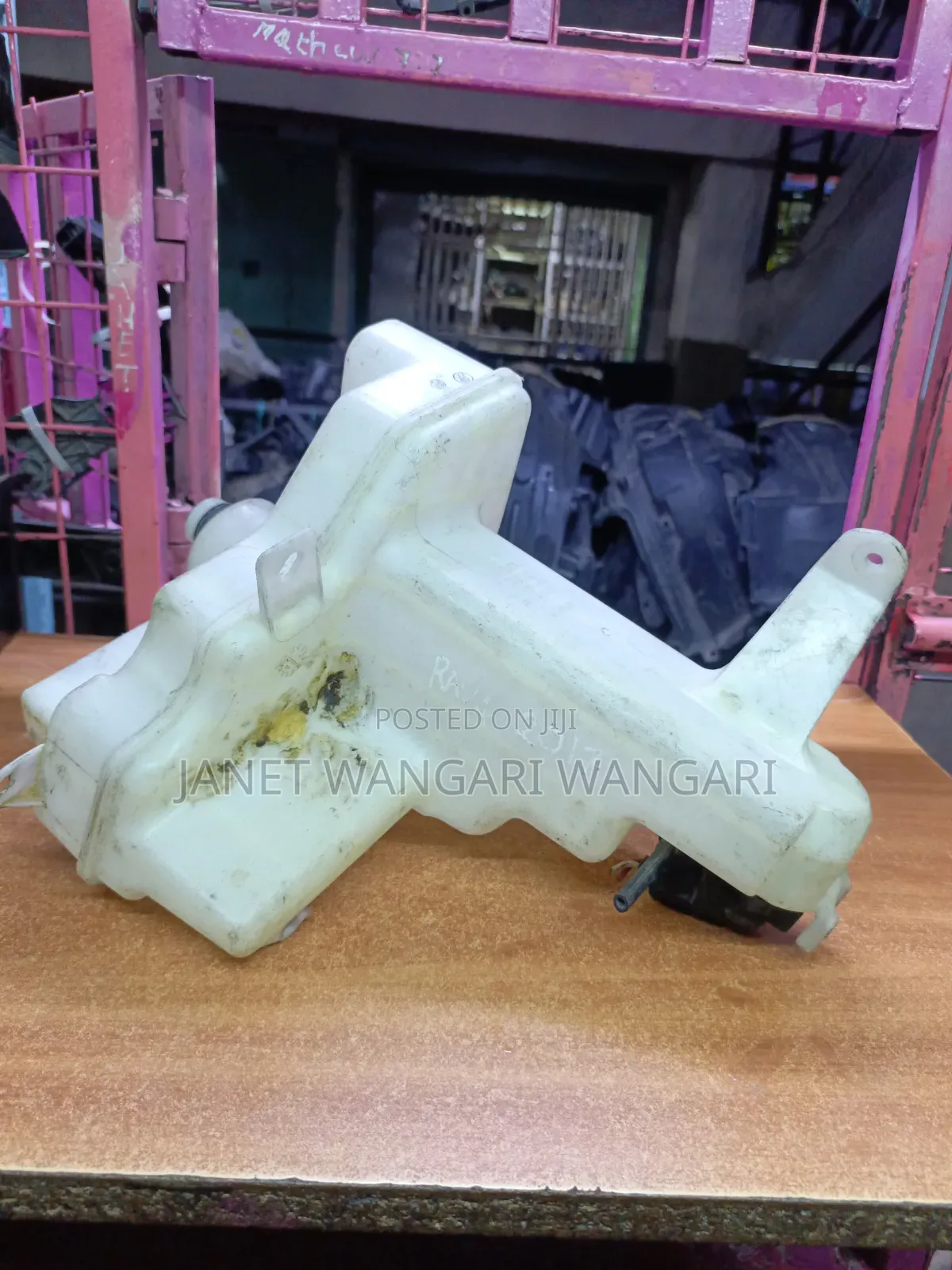 Toyota RAV4 New Model Washerbottle/Washertank