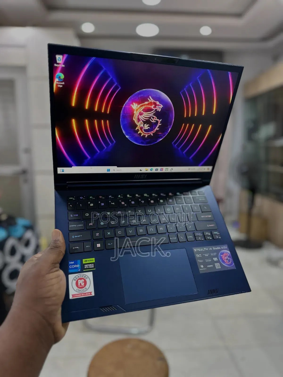 Laptop MSI Stealth 14 Studio A13VF 16GB Intel Core i7 SSD 1T