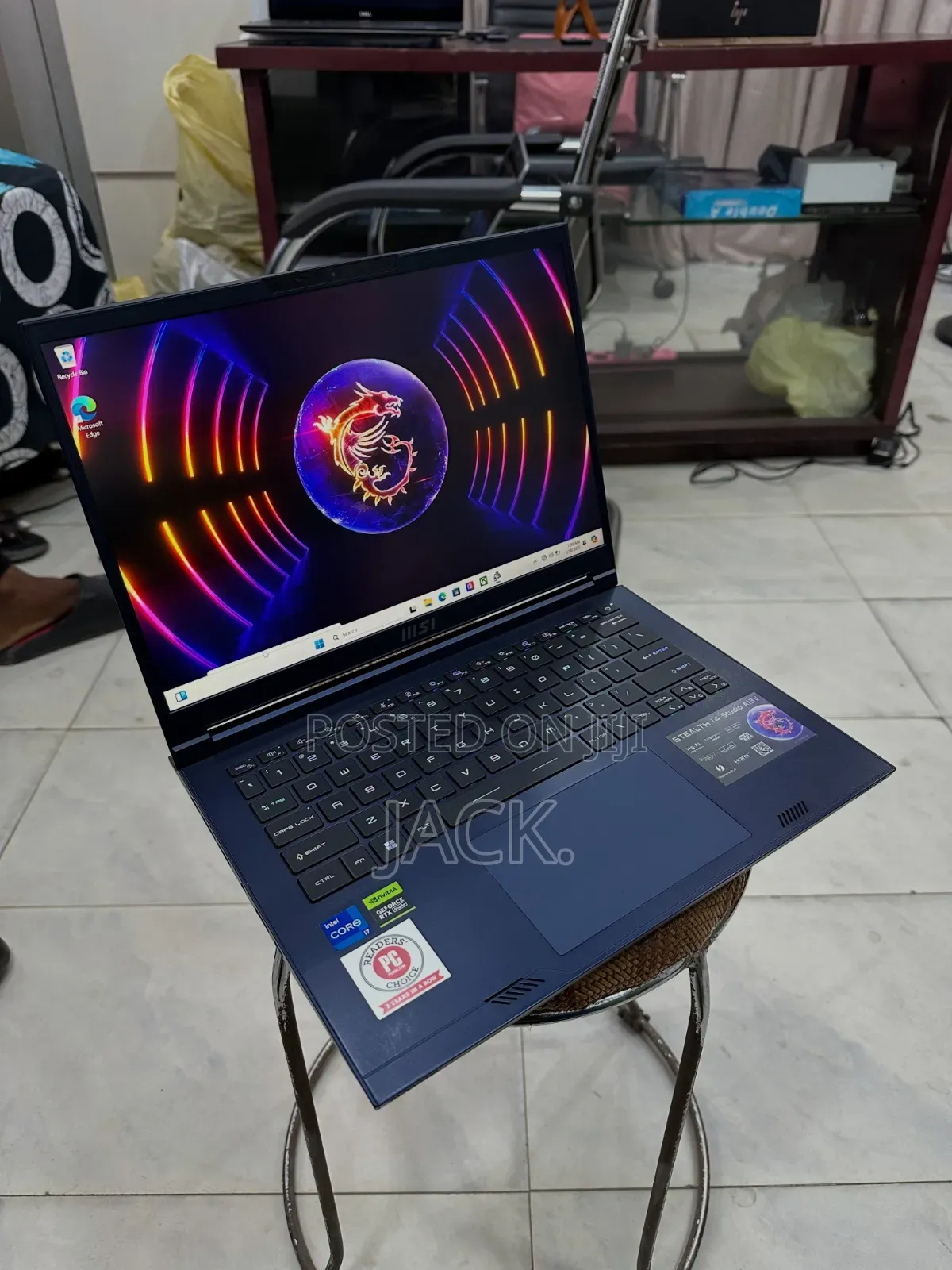 Laptop MSI Stealth 14 Studio A13VF 16GB Intel Core i7 SSD 1T
