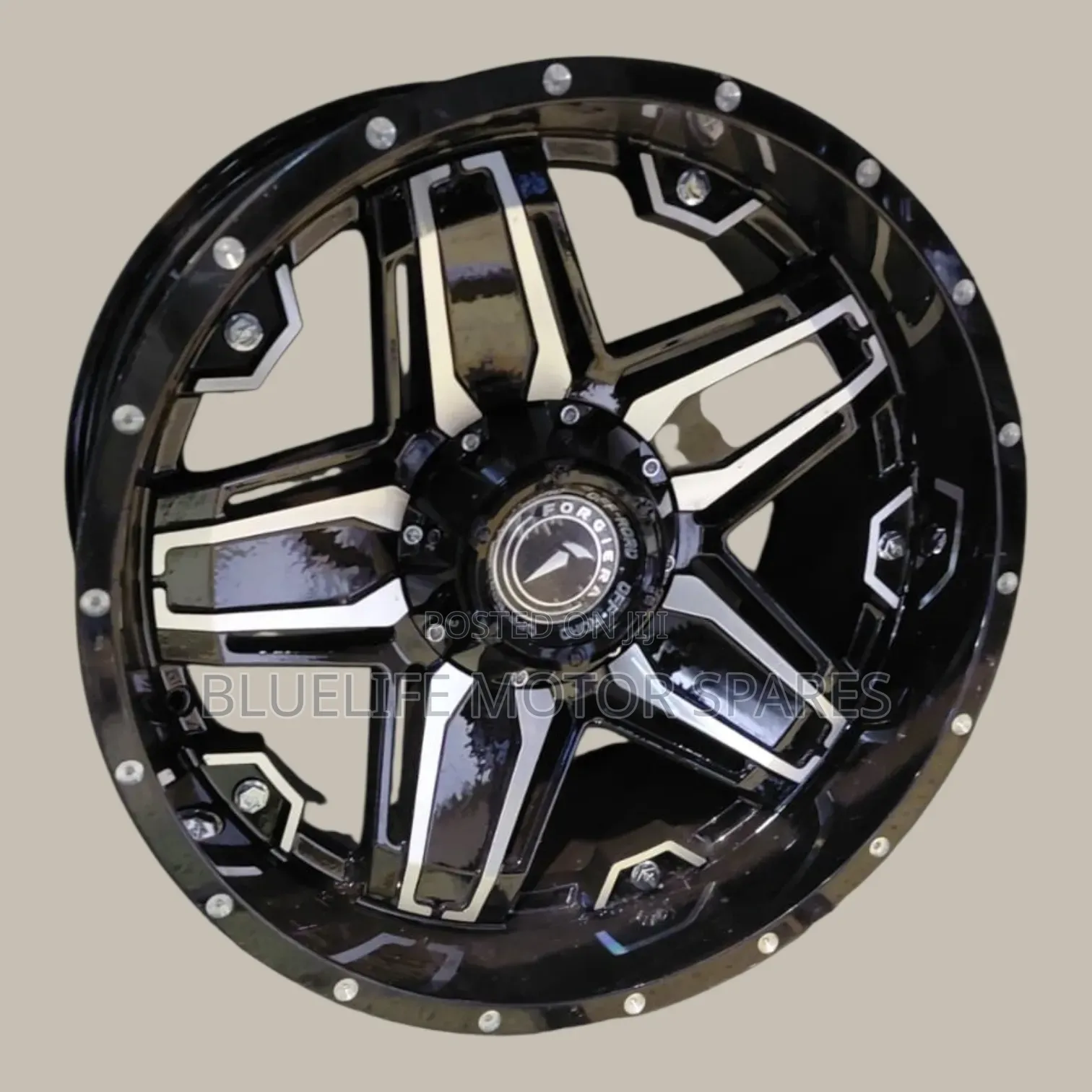 Size 20 Offset Rims for Jeep Grand Cherokee and Jeep Wrangler.