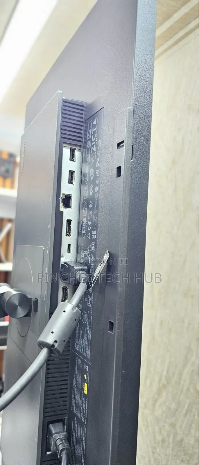 Lenovo ThinkVision P27h-20
27 Inch Resolution
 QHD (2560×1440)