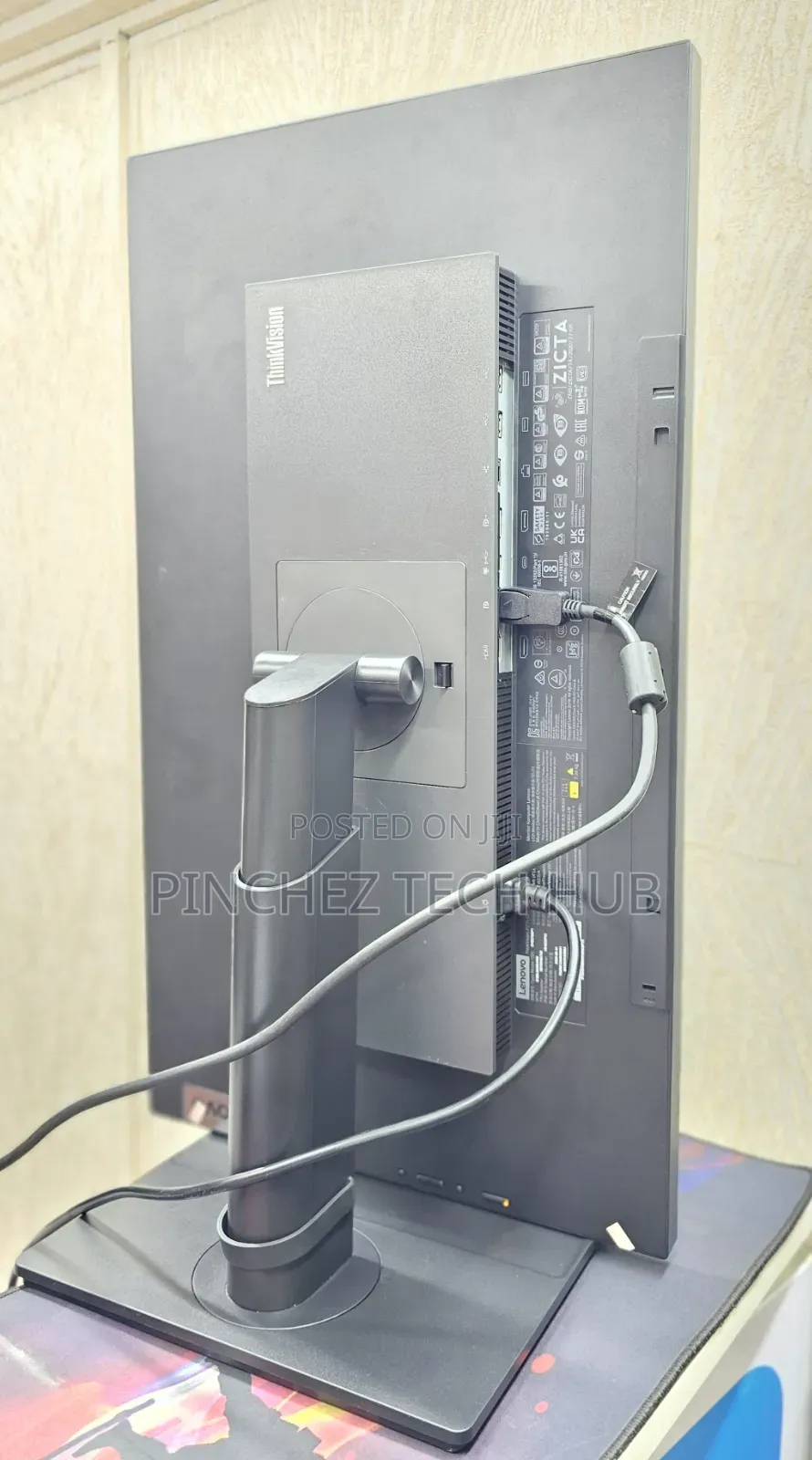 Lenovo ThinkVision P27h-20
27 Inch Resolution
 QHD (2560×1440)