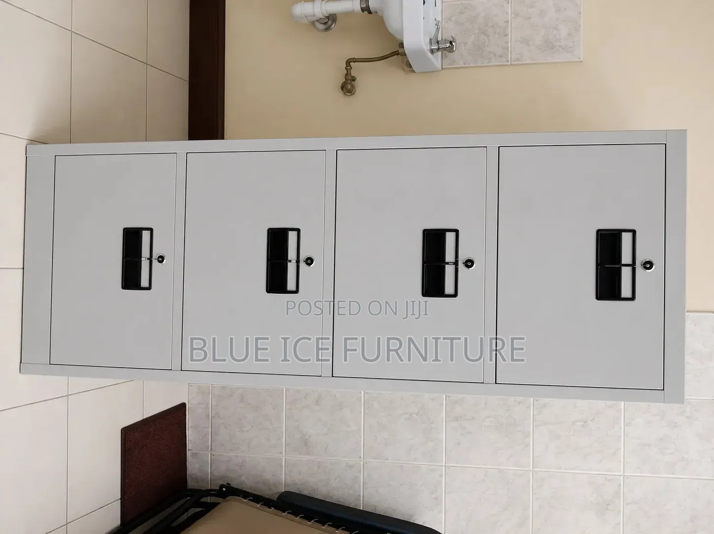 Lockable Storing Cabinet