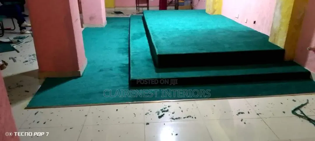 Vip 10mm Green and Brown Wall to Wall Carpets