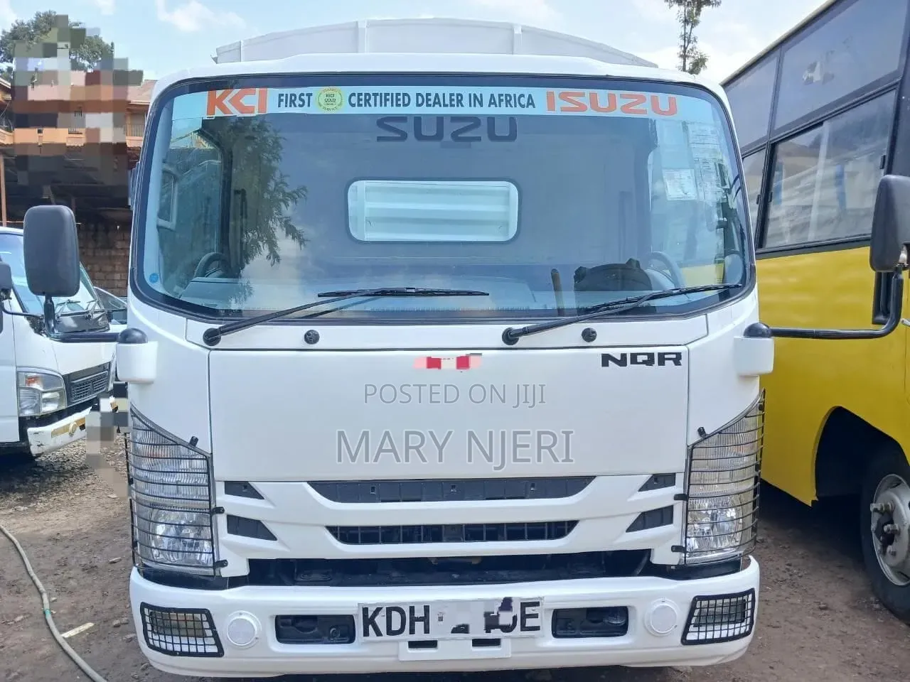 Isuzu NQR Close Body Truck,2022