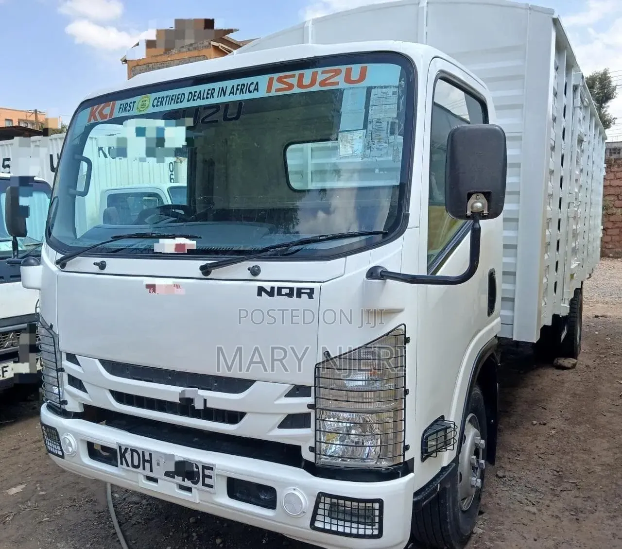 Isuzu NQR Close Body Truck,2022